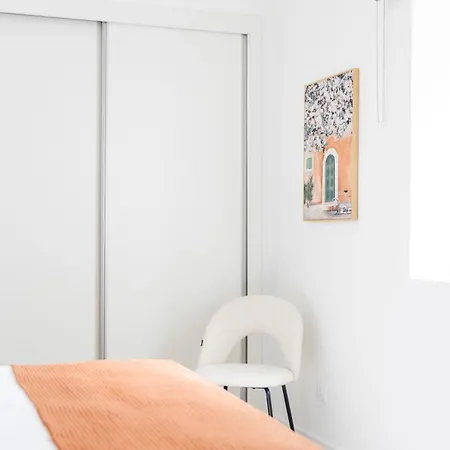 House Side Oasis Semesterbostad *