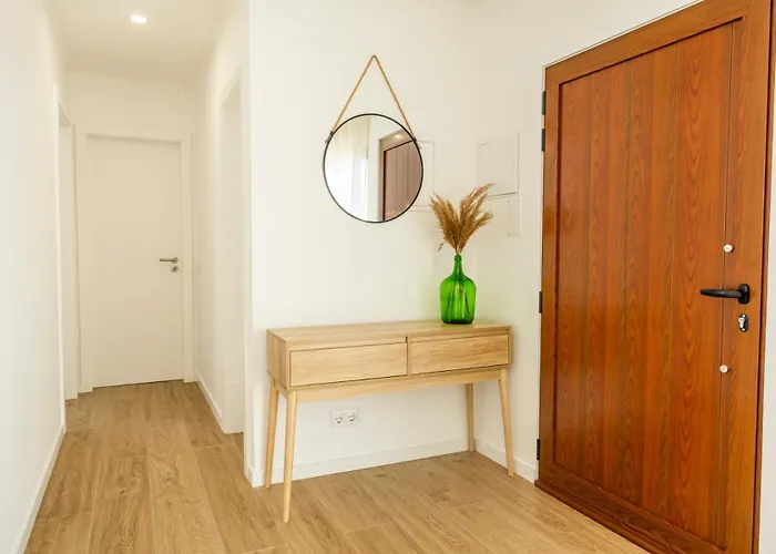 House Side Oasis 度假居 圣港岛